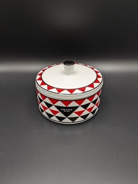 PRADA Milano Porcelain Storage Box Lid Geometric Triangle Red Black 12cm NIB